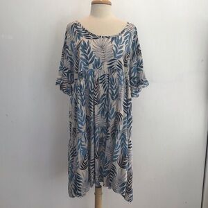 Tiered babydoll bell sleeve scoop neck blue/white print dress coverup size XL